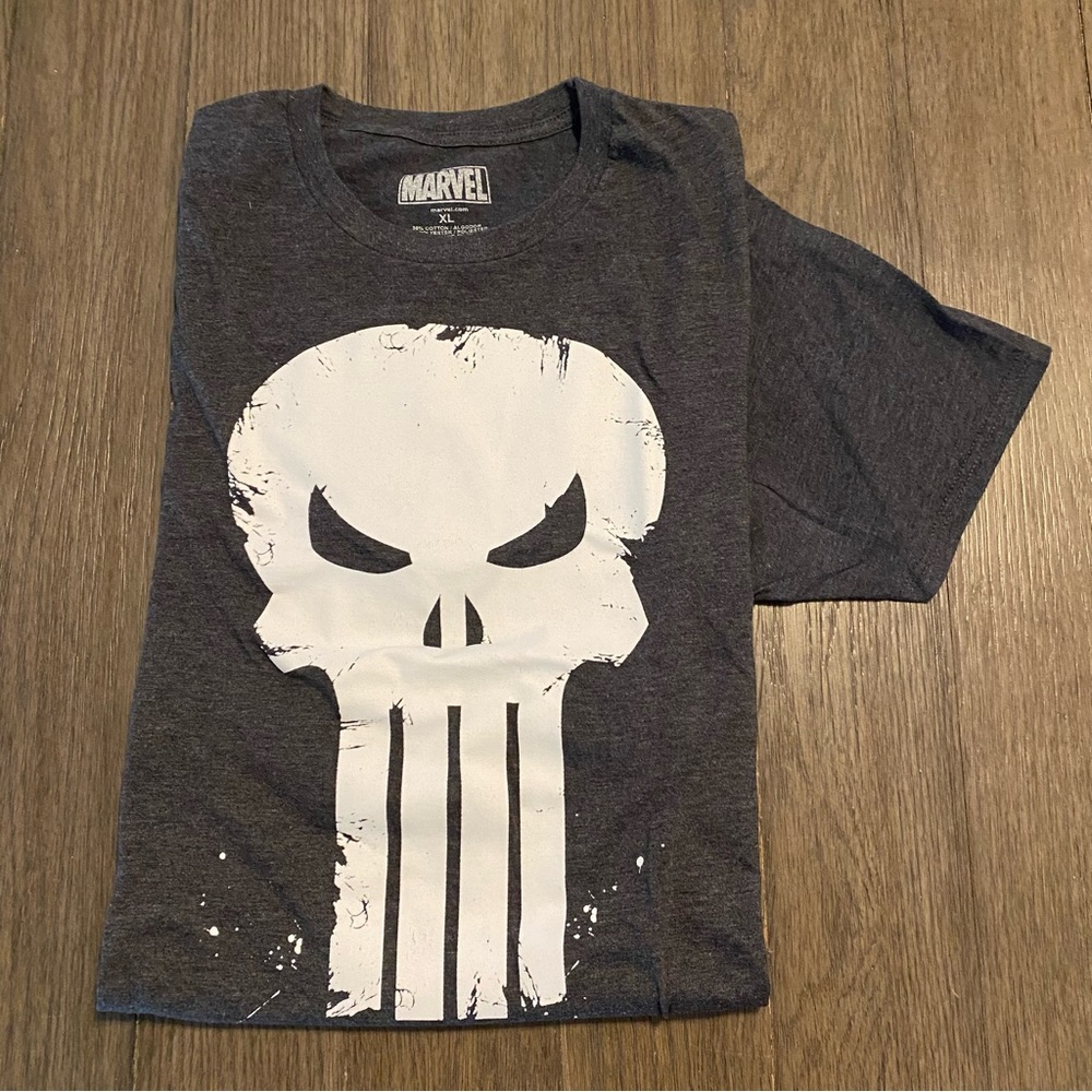 Marvel Punisher tee!